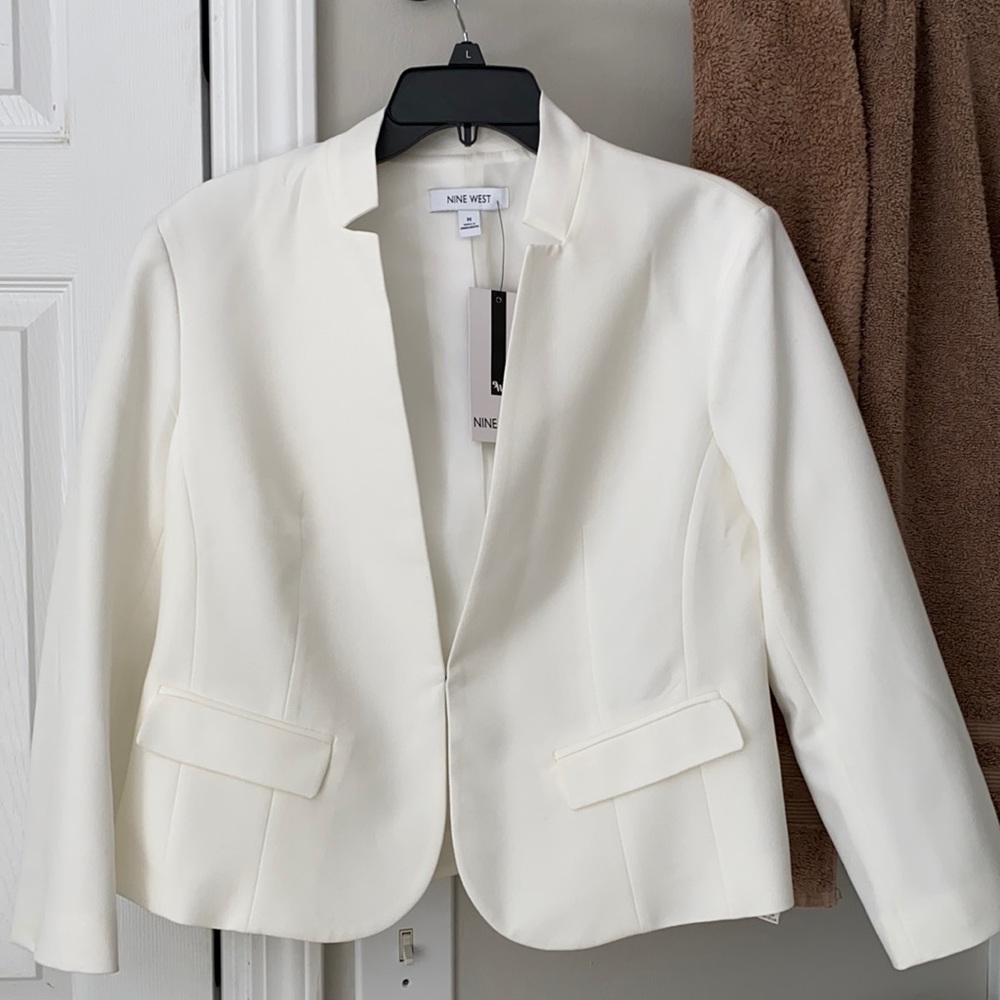 Nine West women’s blazer